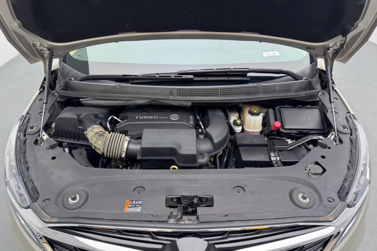 Used Buick GL8 2022 ES Landtrek 653T Luxury Edition Engine Bay