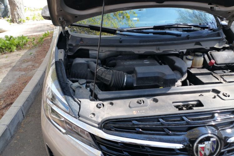 Used Buick GL8 2022 Land Business Class 652T Smart Deluxe Model Engine Bay Right