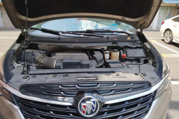 Used Buick GL8 2022 Land Business Class 652T Luxury Model Engine Bay