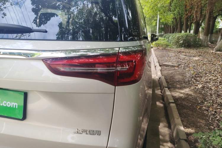 Used Buick GL8 2022 ES Land Cruiser 653T Luxury Model Exterior 3