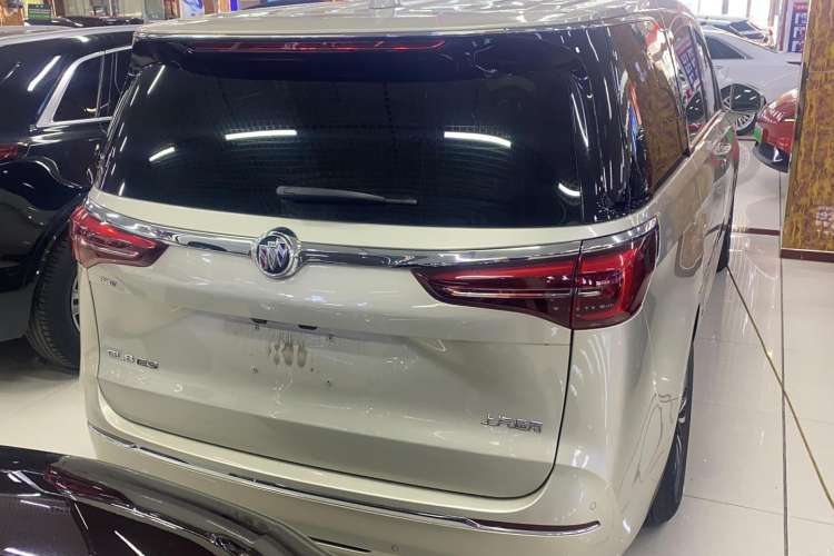 Used Buick GL8 2022 ES Landtrek 653T Luxury Edition Exterior 4