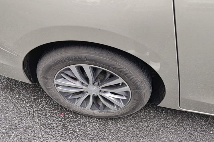 Used Buick GL8 2022 ES Landtrek 653T Comfort Edition Exterior 5