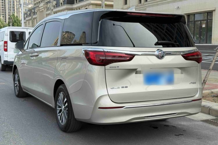 Used Buick GL8 2022 ES Landtrek 653T Comfort Edition Exterior 7