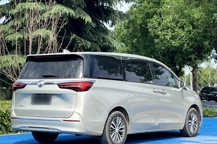 Used Buick GL8 2022 ES Landtrek 653T Luxury Edition Exterior 7