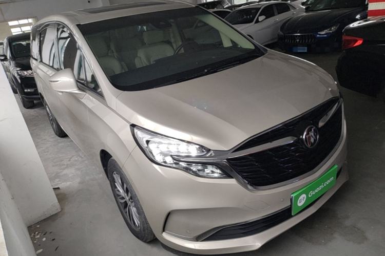 Used Buick GL8 2022 ES Landtrek 653T Luxury Edition Front Right 45 Deg