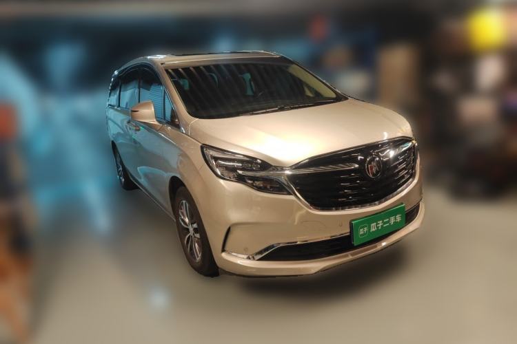 Used Buick GL8 2022 ES Landtrek 653T Luxury Edition Front Right 45 Deg