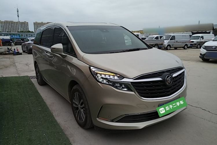 Used Buick GL8 2022 ES Landtrek 653T Luxury Edition Front Right 45 Deg