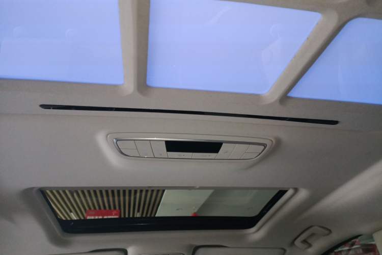 Used Buick GL8 2022 ES Landtrek 653T Comfort Edition Headliner