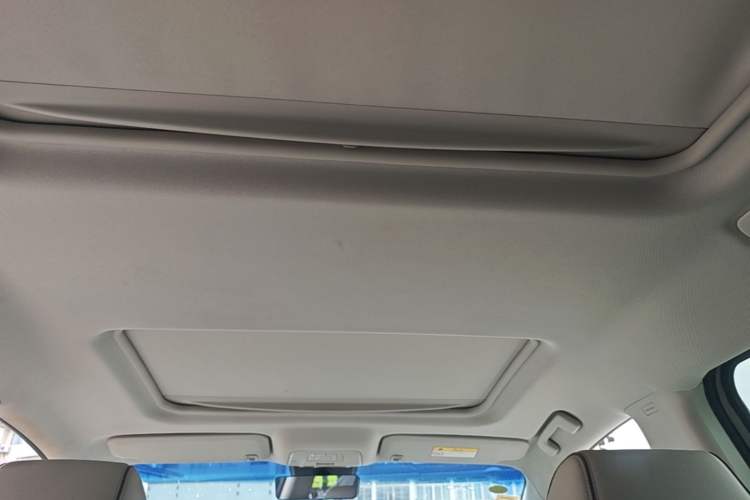 Used Buick GL8 2022 Land Executive Class 652T Prestige Model Headliner
