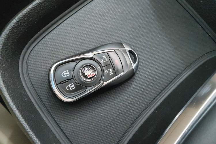 Used Buick GL8 2022 ES Landtrek 653T Luxury Edition Interior 1