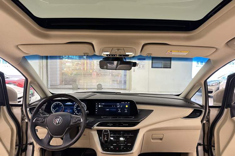 Used Buick GL8 2022 ES Land Cruiser 653T Luxury Model Interior 2
