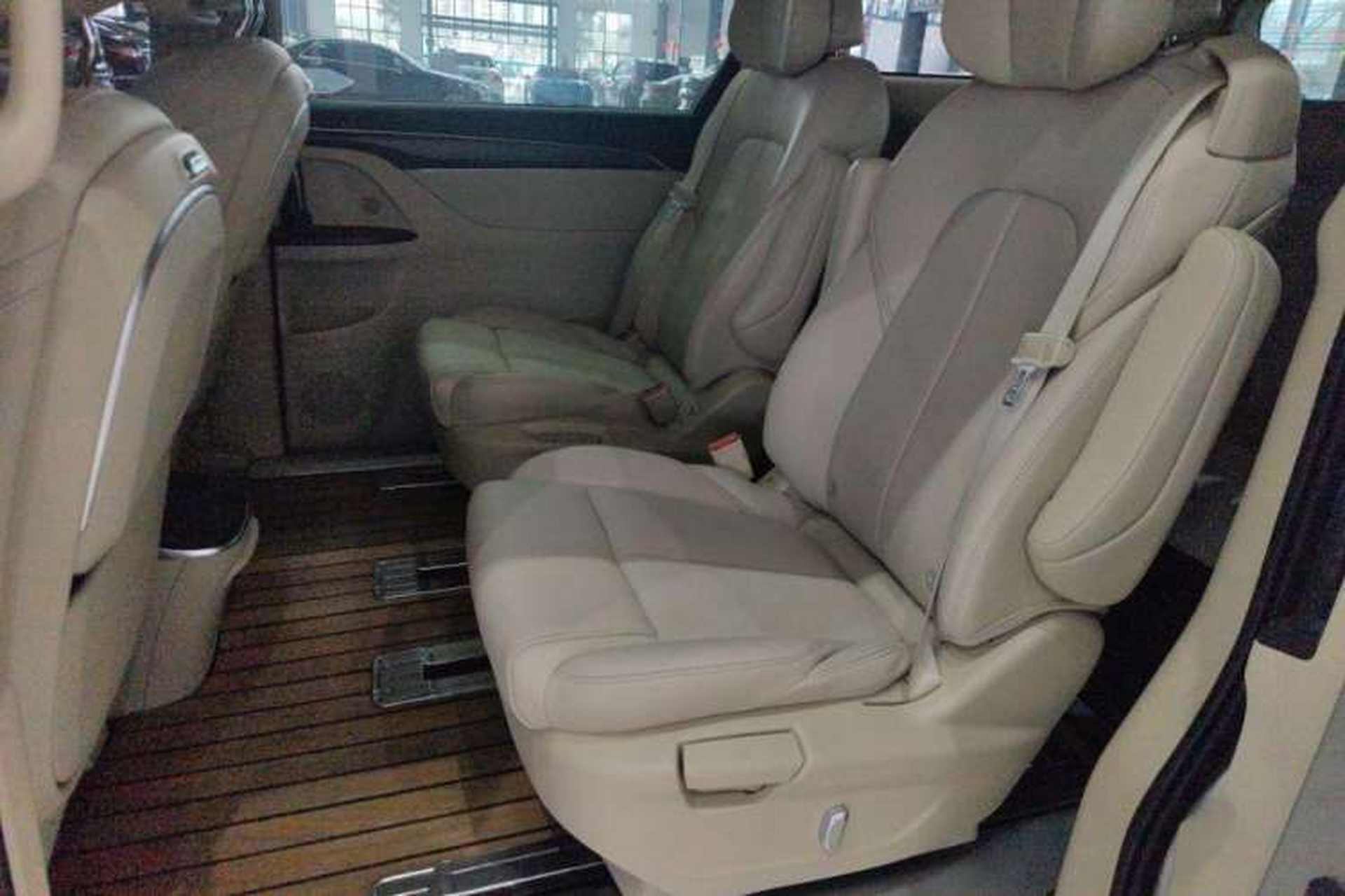 Used Buick GL8 2022 ES Landtrek 653T Luxury Edition Interior 3