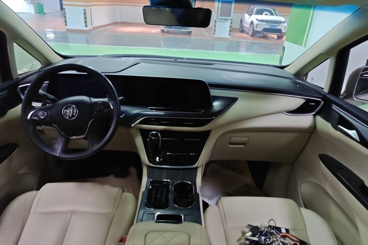 Used Buick GL8 2022 ES Landtrek 653T Luxury Edition Interior 3