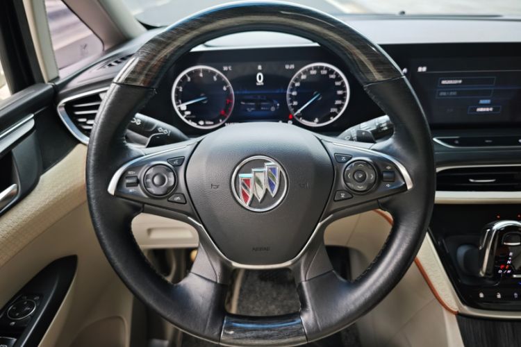 Used Buick GL8 2022 ES Landtrek 653T Comfort Edition Interior 5