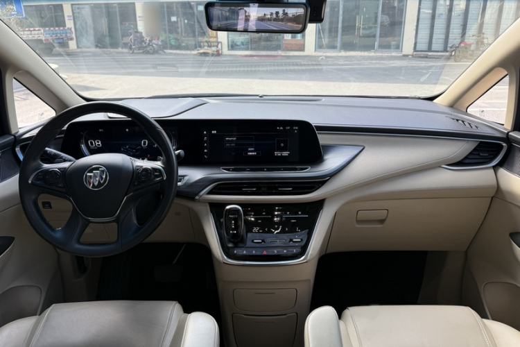 Used Buick GL8 2022 ES Landtrek 653T Luxury Edition Interior 5