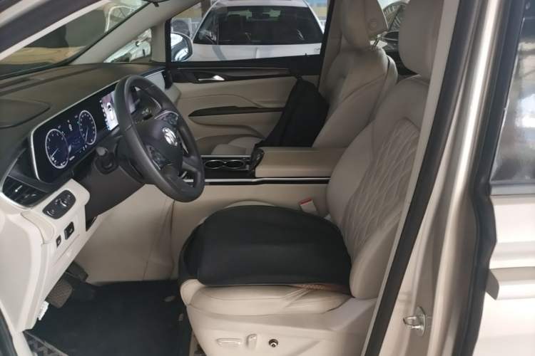 Used Buick GL8 2022 ES Landtrek 653T Comfort Edition Left Front Seat