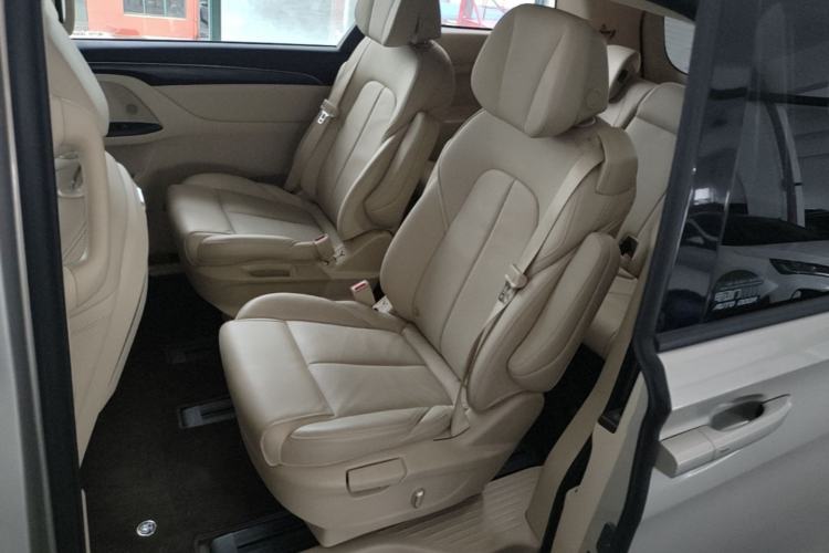 Used Buick GL8 2022 ES Landtrek 653T Luxury Edition Left Rear Seat
