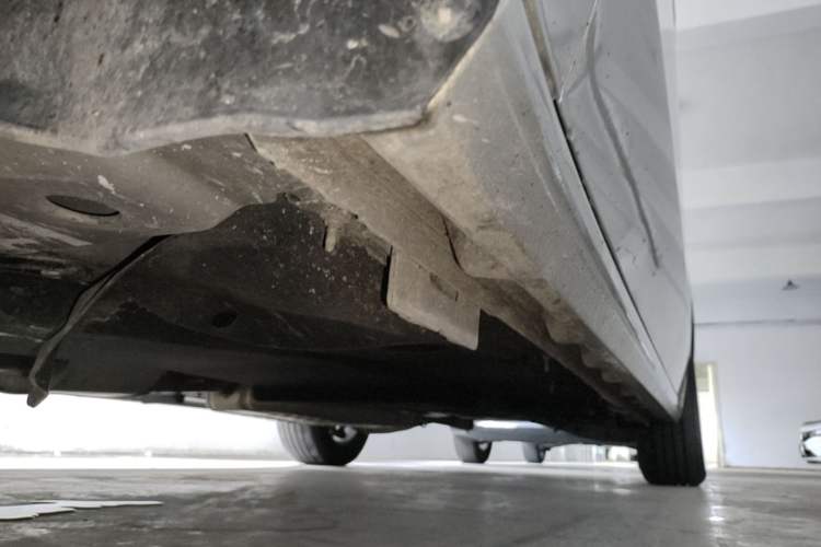 Used Buick GL8 2022 ES Landtrek 653T Luxury Edition Left Side Sill
