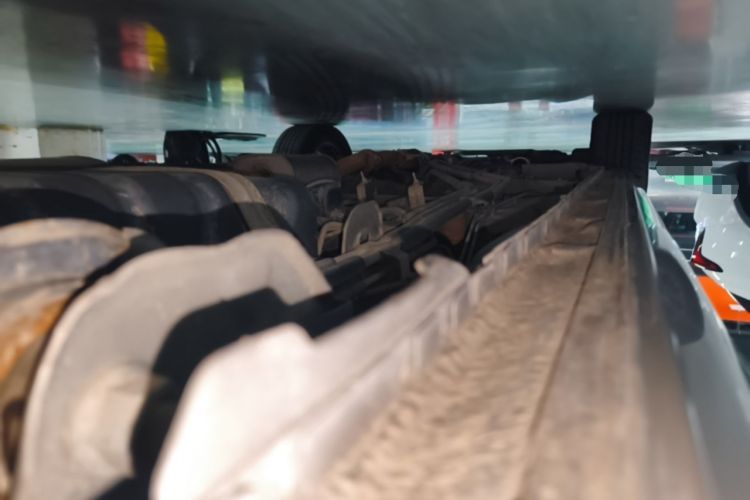 Used Buick GL8 2022 Land Business Class 652T Luxury Model Left Side Sill