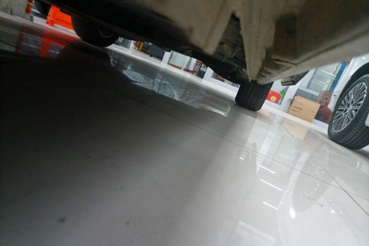 Used Buick GL8 2022 ES Landtrek 653T Comfort Edition Left Side Sill