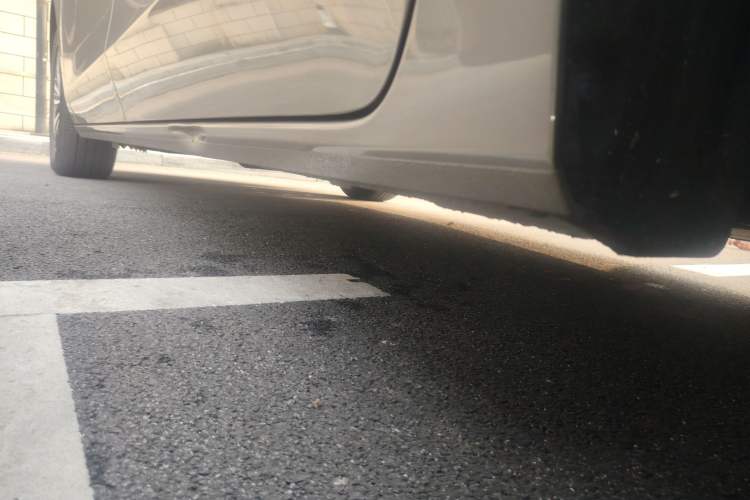 Used Buick GL8 2022 ES Landtrek 653T Luxury Edition Left Side Sill