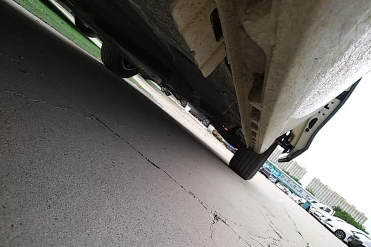 Used Buick GL8 2022 ES Landtrek 653T Luxury Edition Left Side Sill