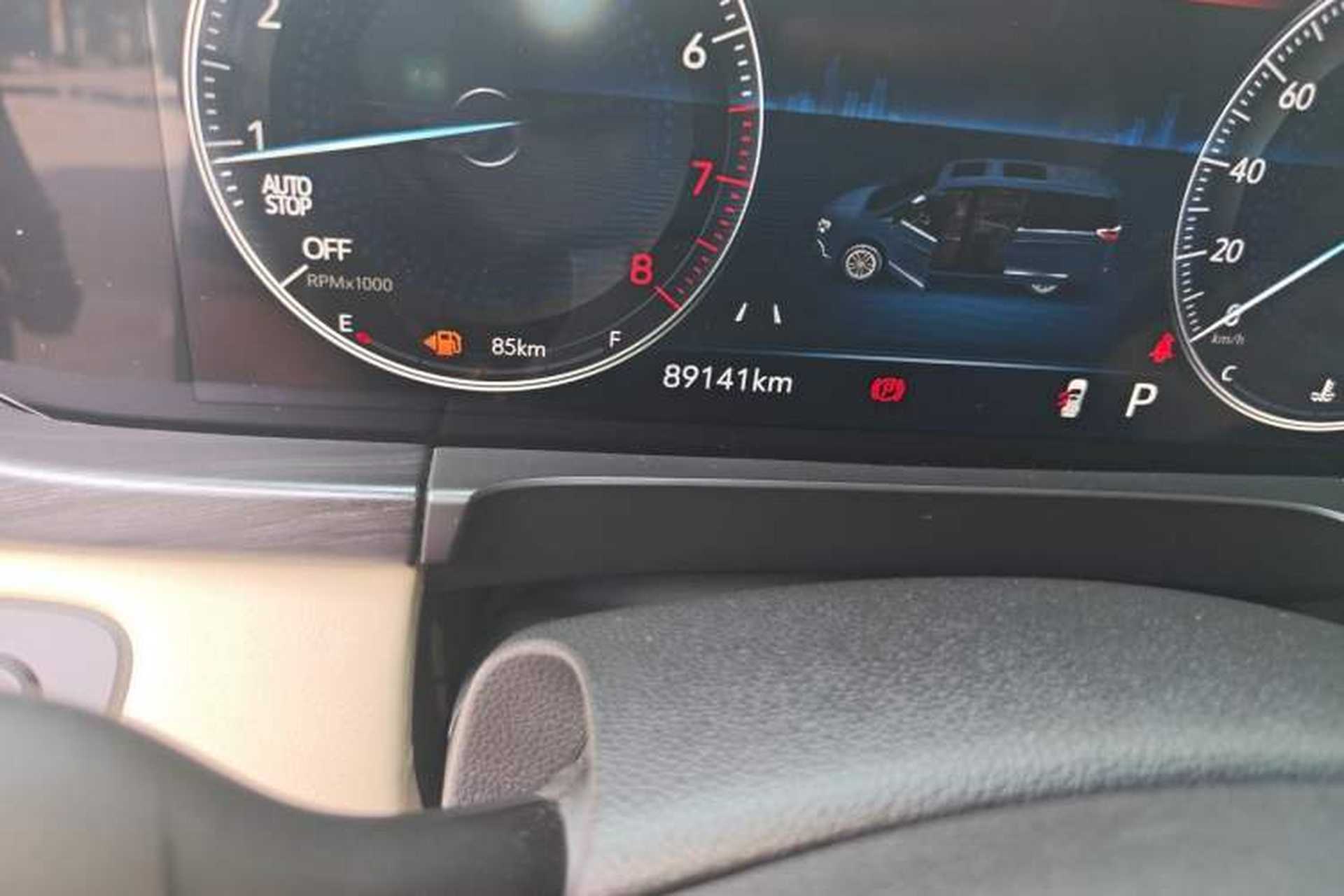 Used Buick GL8 2022 ES Landtrek 653T Luxury Edition Odometer Close Up