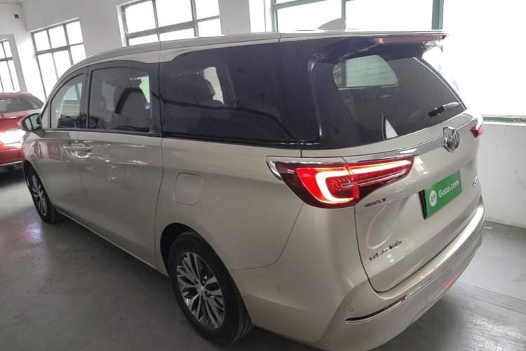 Used Buick GL8 2022 ES Landtrek 653T Luxury Edition Rear Left 45 Deg