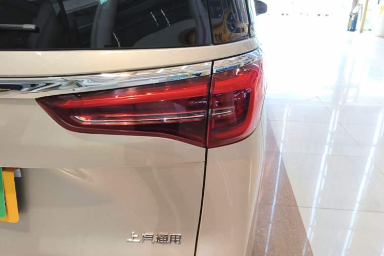 Used Buick GL8 2022 ES Landtrek 653T Luxury Edition Right Rear Taillight