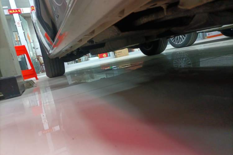 Used Buick GL8 2022 ES Landtrek 653T Comfort Edition Right Side Sill
