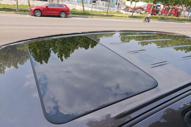 Used Buick GL8 2022 Land Business Class 652T Luxury Model Roof