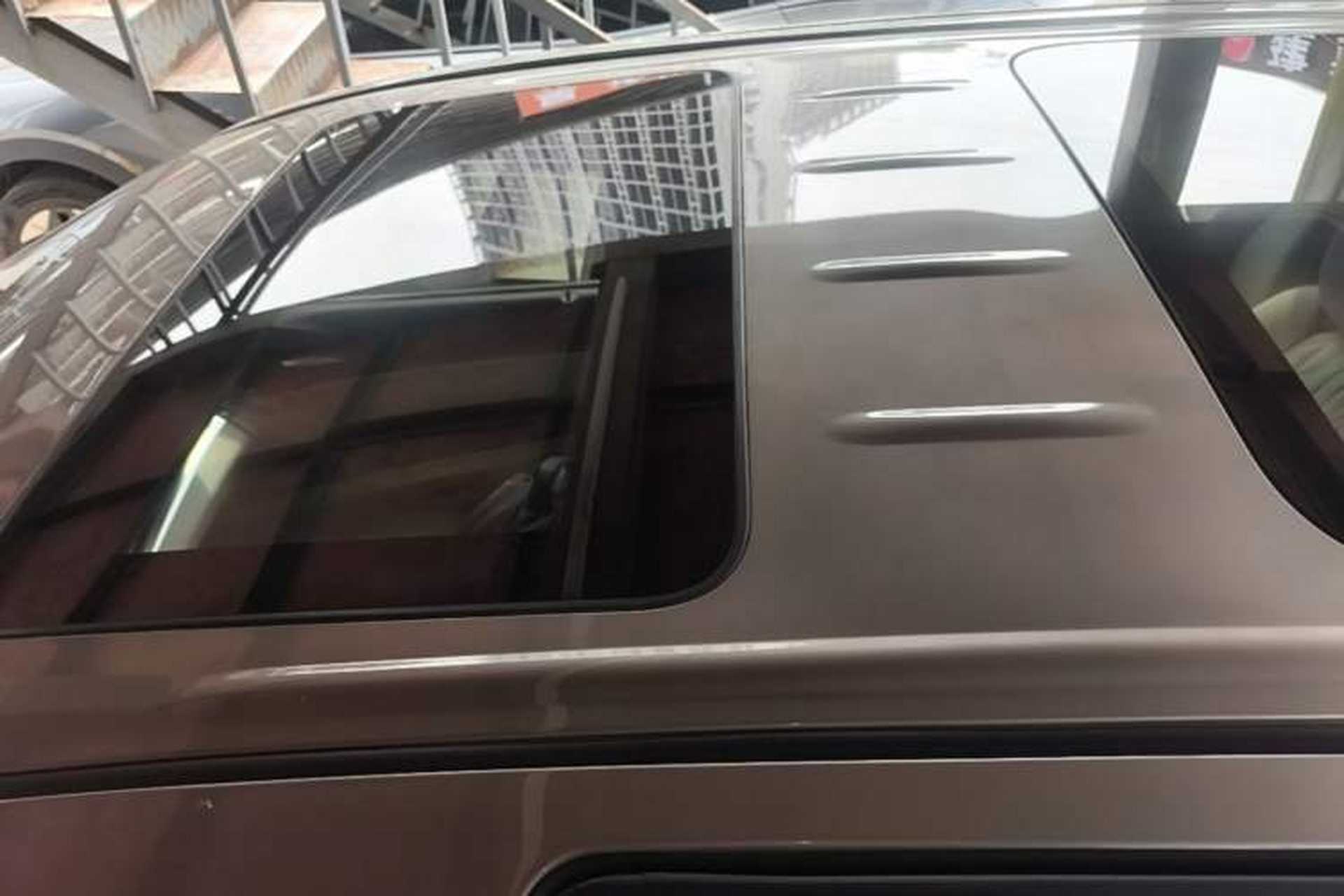 Used Buick GL8 2022 Land Business Class 652T Smart Deluxe Model Roof