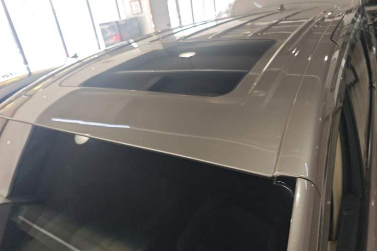 Used Buick GL8 2022 ES Landtrek 653T Luxury Edition Roof