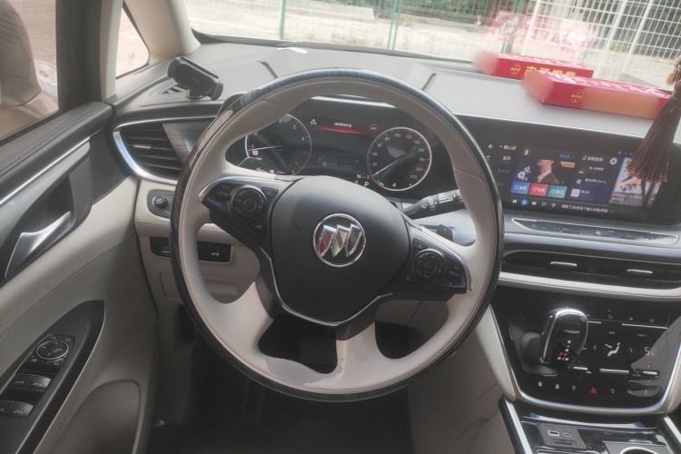 Used Buick GL8 2022 ES Landtrek 653T Comfort Edition Steering Wheel
