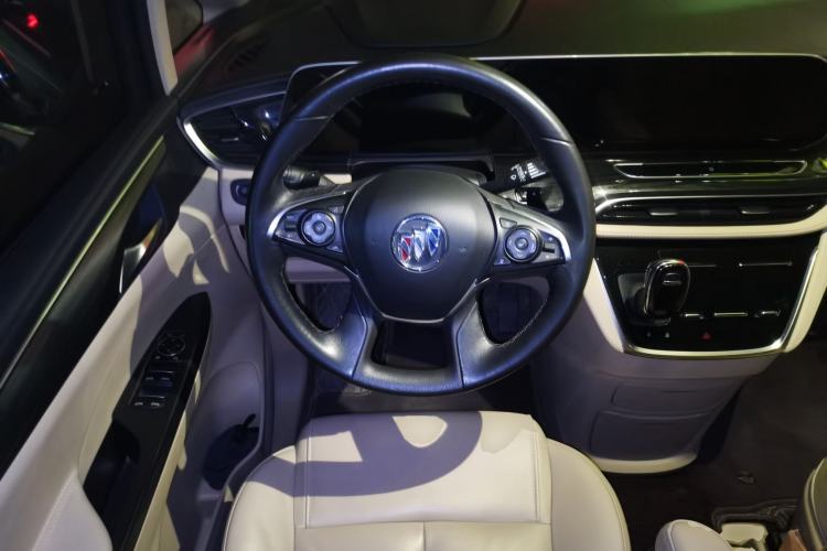 Used Buick GL8 2022 ES Landtrek 653T Luxury Edition Steering Wheel