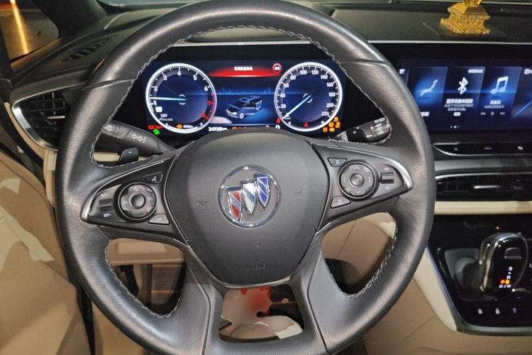 Used Buick GL8 2022 ES Land Cruiser 653T Luxury Model Steering Wheel