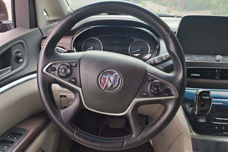 Used Buick GL8 2022 Land Executive Class 652T Prestige Model Steering Wheel