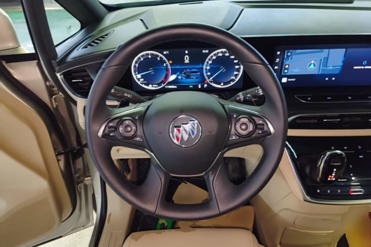 Used Buick GL8 2022 ES Land Cruiser 653T Luxury Model Steering Wheel