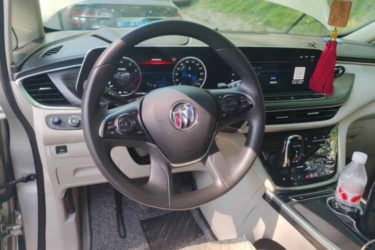 Used Buick GL8 2022 ES Landtrek 653T Comfort Edition Steering Wheel
