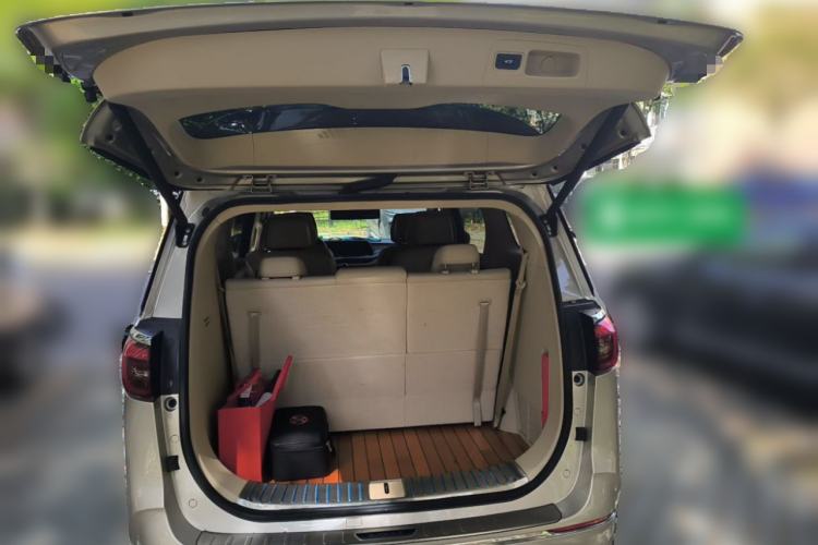 Used Buick GL8 2022 ES Landtrek 653T Luxury Edition Trunk