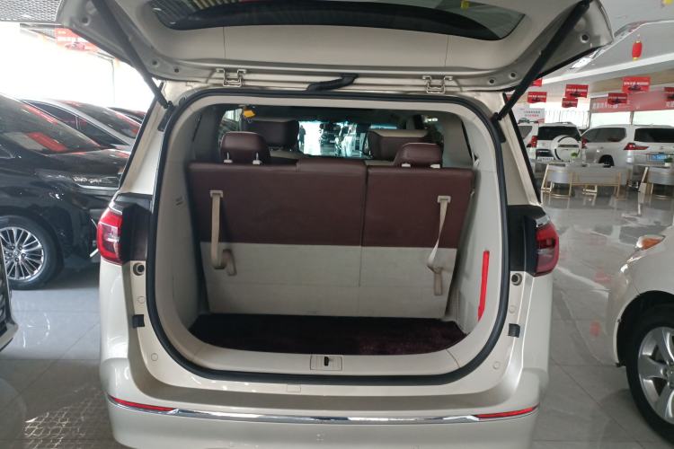 Used Buick GL8 2022 ES Landtrek 653T Comfort Edition Trunk