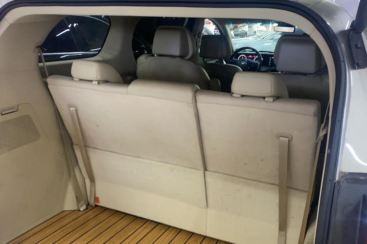 Used Buick GL8 2022 ES Landtrek 653T Luxury Edition Trunk