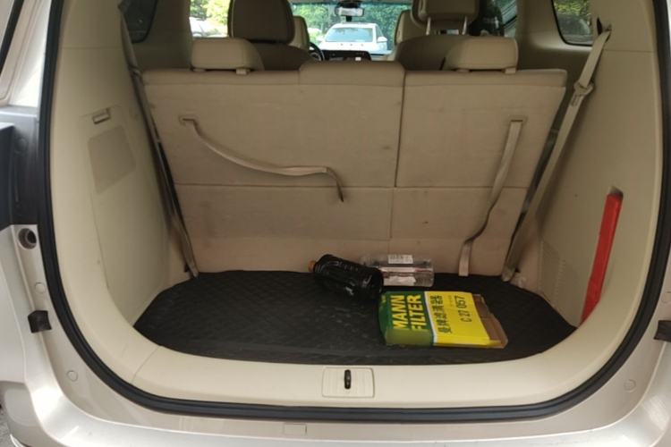 Used Buick GL8 2022 ES Landtrek 653T Luxury Edition Trunk