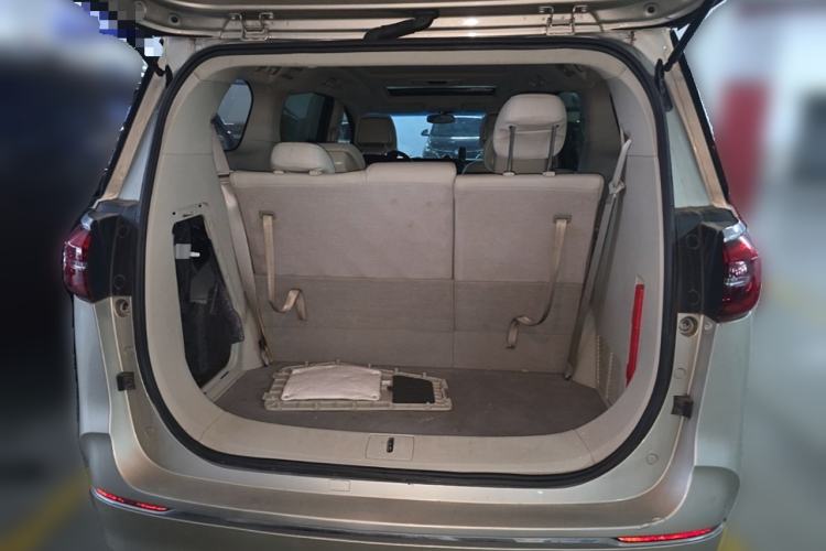 Used Buick GL8 2022 ES Landtrek 653T Comfort Edition Trunk