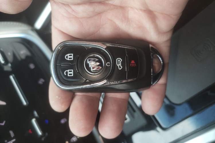 Used Buick GL8 2022 ES Landtrek 653T Comfort Edition Vehicle Key