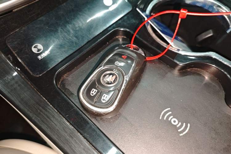 Used Buick GL8 2022 ES Landtrek 653T Comfort Edition Vehicle Key
