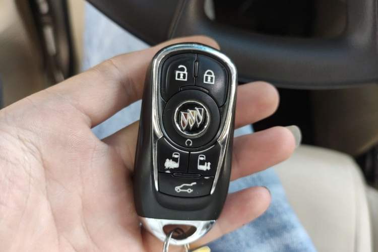 Used Buick GL8 2022 ES Landtrek 653T Luxury Edition Vehicle Key