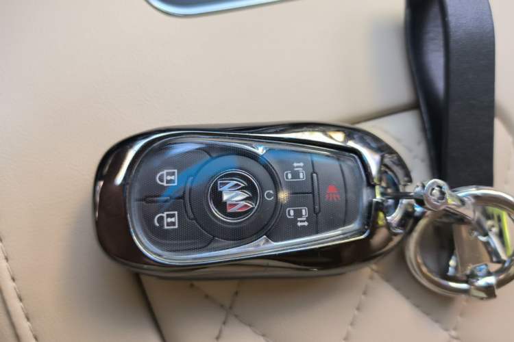 Used Buick GL8 2022 ES Landtrek 653T Luxury Edition Vehicle Key