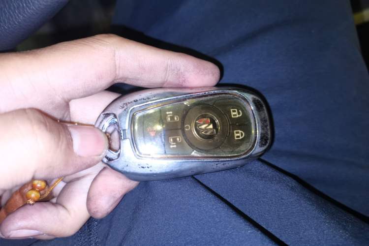 Used Buick GL8 2022 ES Landtrek 653T Luxury Edition Vehicle Key