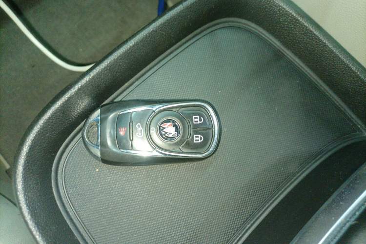 Used Buick GL8 2022 ES Landtrek 653T Comfort Edition Vehicle Key